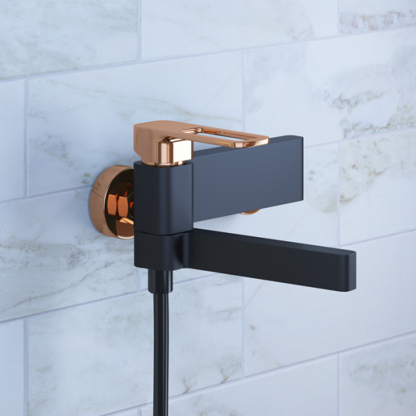 Смеситель IDDIS SLIDE SLIBG00i02 для ванны и душа  Смеситель IDDIS SLIDE SLIBG00i02 для ванны и душа